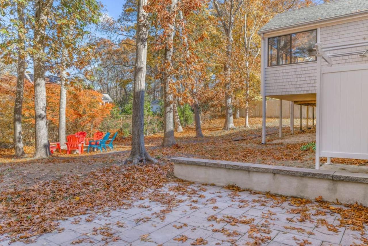 Cozy Spacious Home Walk To The Beach And 1 Mile To Downtown Hyannis Barnstable Buitenkant foto